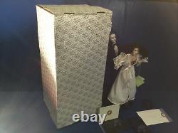 Vintage 1986 Franklin Mint Phantom Of The Opera Porcelain Heirloom Dolls A1532