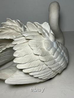 Vintage 1986 The Franklin Mint Royal Swan Bisque Porcelain Swan Sculpture 11 in
