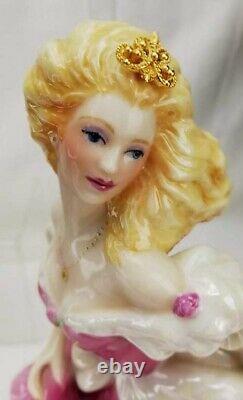 Vintage 1988 Franklin Mint Cinderella porcelain figurine by Gerda Neubacher