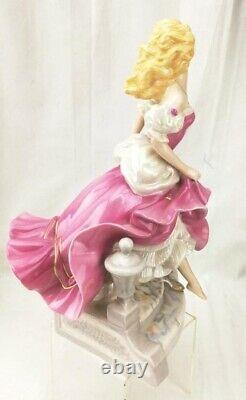 Vintage 1988 Franklin Mint Cinderella porcelain figurine by Gerda Neubacher