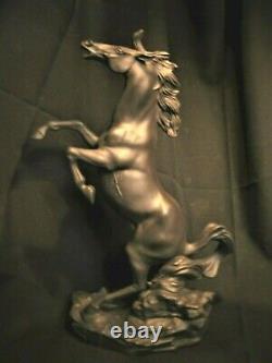 Vintage 1988 Franklin Mint Porcelain Battling Stallions Horses By Edward D. Hart