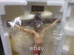 Vintage 1989 Franklin Mint THE CRUCIFIXION Jesus Fine Porcelain Figurine New