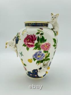 Vintage 1989 Franklin Mint Vase of Imperial Cats Toshiharu Kitagawa