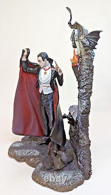 Vintage FRANKLIN MINT The CURSE Of DRACULA SCULPTURE BY MIKE HILL BELA LUGOSI