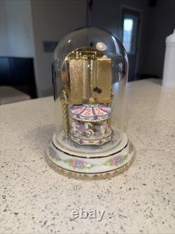Vintage Franklin Mint Dentzel White Porcelain Anniversary Carousel Clock Germany