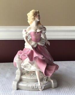 Vintage Franklin Mint Fine Porcelain Cinderella Figurine