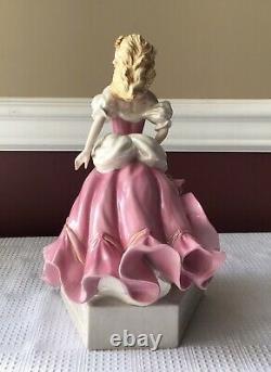 Vintage Franklin Mint Fine Porcelain Cinderella Figurine