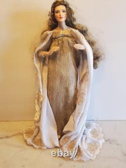 Vintage Franklin Mint Heirloom Guinevere Queen of Camelot Porcelain Doll 17 inch