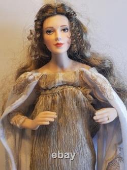 Vintage Franklin Mint Heirloom Guinevere Queen of Camelot Porcelain Doll 17 inch