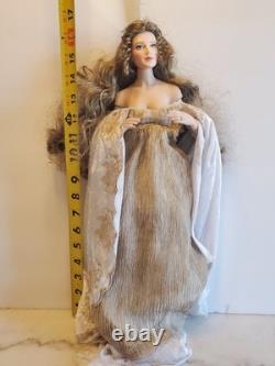 Vintage Franklin Mint Heirloom Guinevere Queen of Camelot Porcelain Doll 17 inch