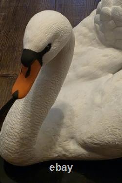 Vintage Franklin Mint The Royal Swan Sculpture 1986 Ronald Van Ruyckevelt