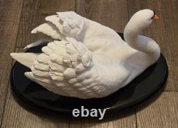 Vintage Franklin Mint The Royal Swan Sculpture 1986 Ronald Van Ruyckevelt