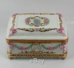 Vintage House of Faberge Once Upon a Dream Porcelain Music Box Franklin Mint