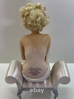 Vintage Marilyn Monroe Franklin Mint Porcelain Portrait Doll Seated Please Read