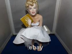 Vintage Marilyn Monroe Franklin Mint Porcelain Portrait Doll Statue