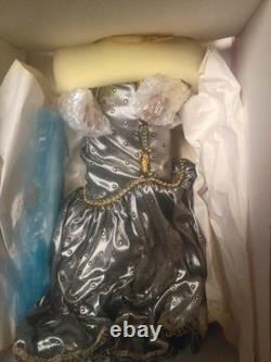 Vintage Maryse Nicole Cleopatra Porcelain Doll, Egyptian, Franklin Mint, New