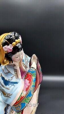 Vintage Snow Princess by Franklin Mint Company Hand-Crafted Made in Malaysia