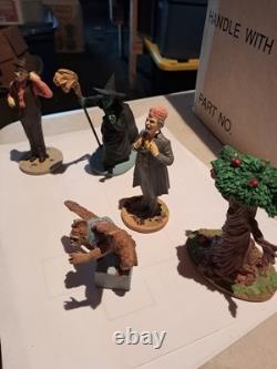 Vintage Wizard of OZ figurines by Franklin Mint Full Set