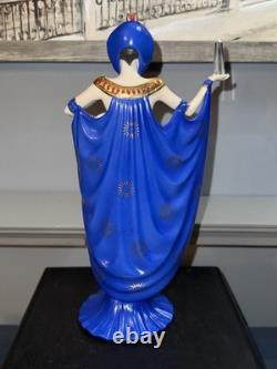 Vtg EGYPTIAN QUEEN (Power) Porcelain Figurine by FRANKLIN MINT- 11-No Box -EUC