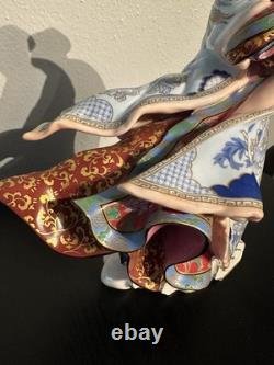 Vtg Porcelain Emprss Of The Snow Figurine By The Franklin Mint Limited Editi
