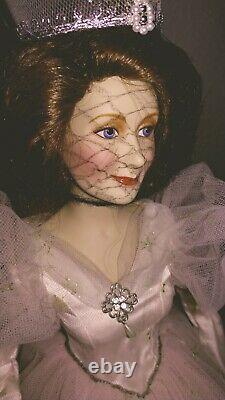 Wizard of Oz Franklin Heirloom Porcelain Dolls Collection